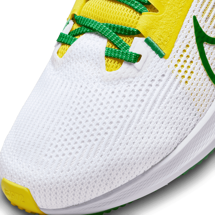 Nike Air Zoom Pegasus 40 'Oregon' Angle 4