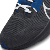 Nike NFL x Air Zoom Pegasus 40 'Indianapolis Colts' Angle 4