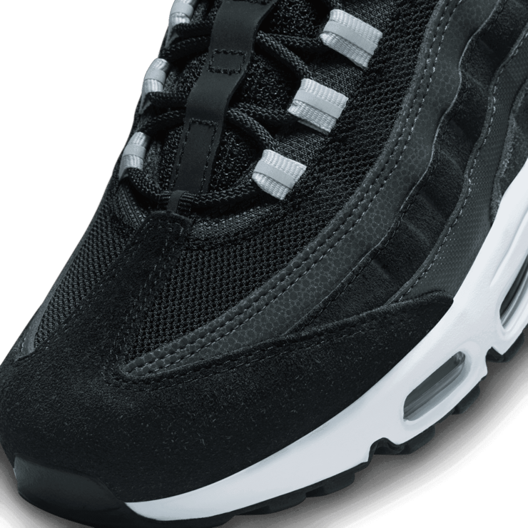 Nike Air Max 95 'Black Anthracite Safari' Angle 4