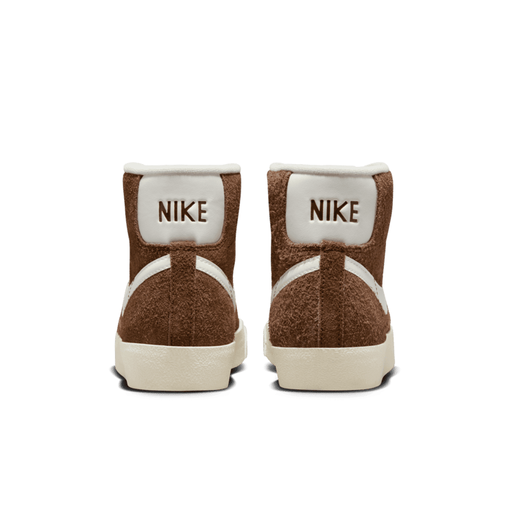 Nike Blazer Mid '77 Vintage 'Cacao Wow' (W) Angle 3