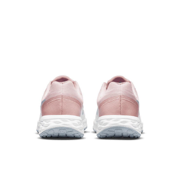 Nike Revolution 6 Road Angle 3