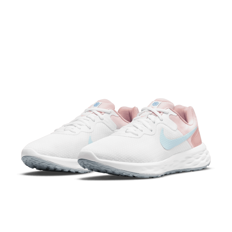 Nike Revolution 6 Road Angle 2