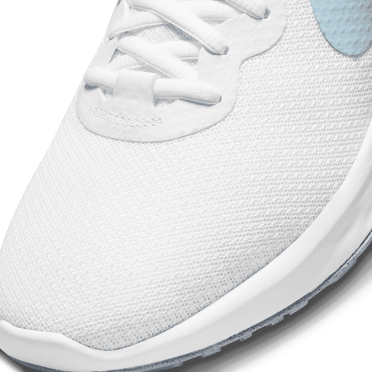 Nike Revolution 6 Road Angle 4