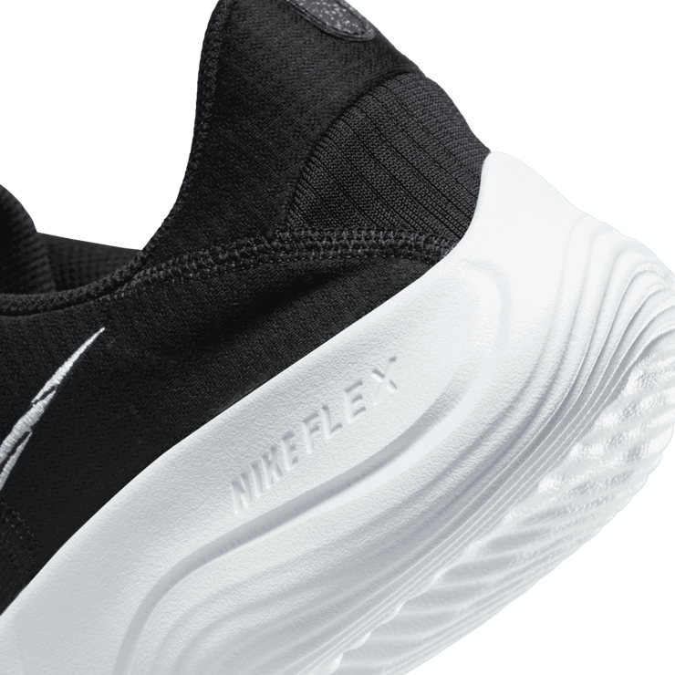 Nike Flex Experience Run 11 Next Nature 'Black White' Angle 5