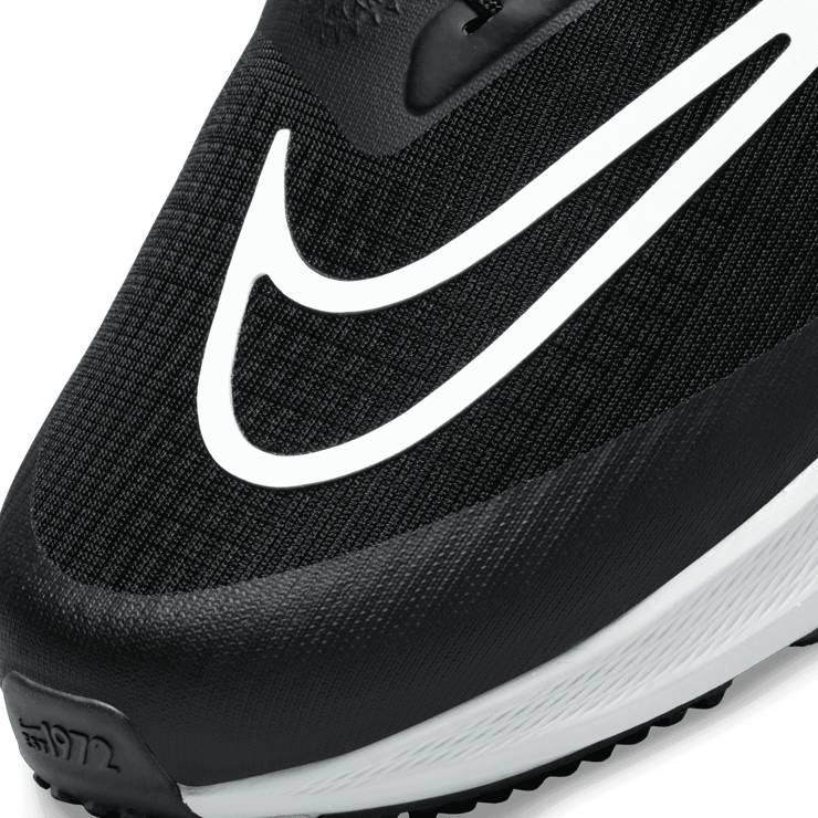 Nike Air Zoom Pegasus 39 FlyEase 'Black White' Angle 4