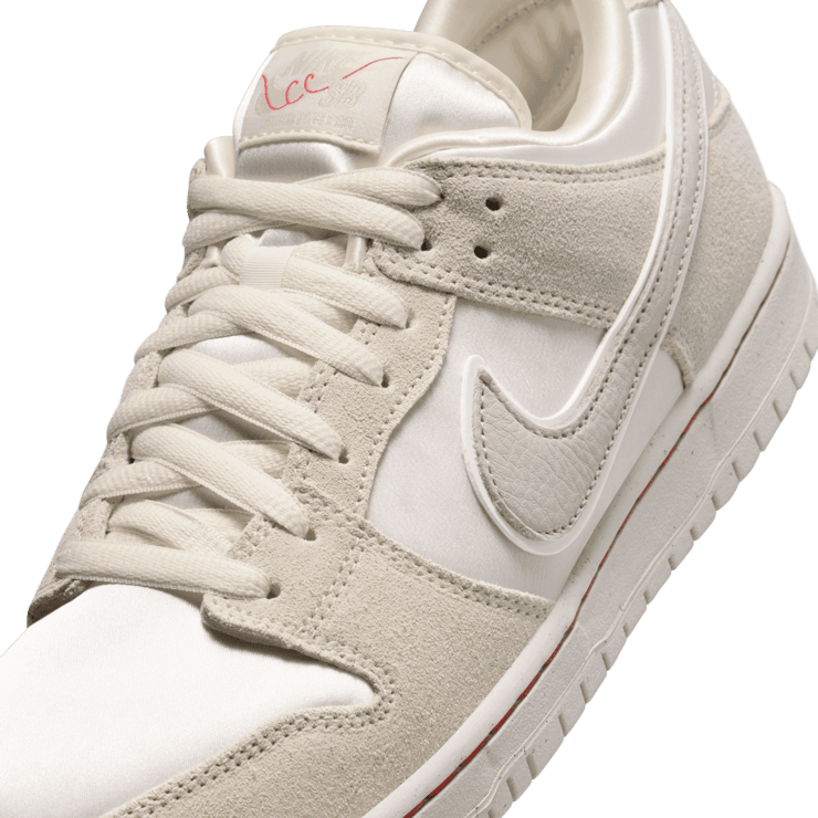 Nike SB Dunk Low City of Love Light Bone Angle 4