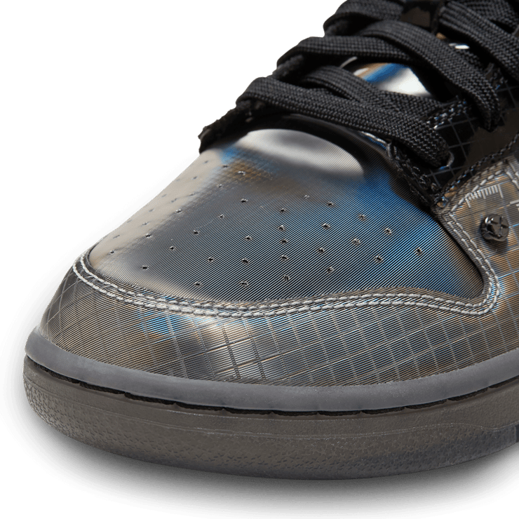 Nike Dunk Low BETRUE To Your DNA Hyperflat Angle 4