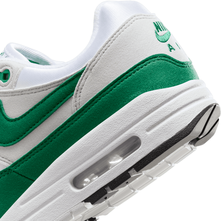 Nike Air Max 1 '87 Malachite (W) Angle 6