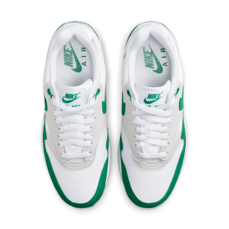 Nike Air Max 1 '87 Malachite (W) Angle 2