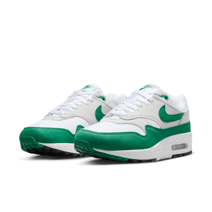 Nike Air Max 1 '87 Malachite (W) Angle 3