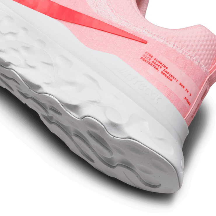 Nike React Infinity Run Flyknit 3 Premium 'Medium Soft Pink Light Crimson' (W) Angle 6
