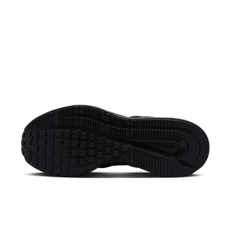 Nike Run Swift 3 'Triple Black' Angle 0