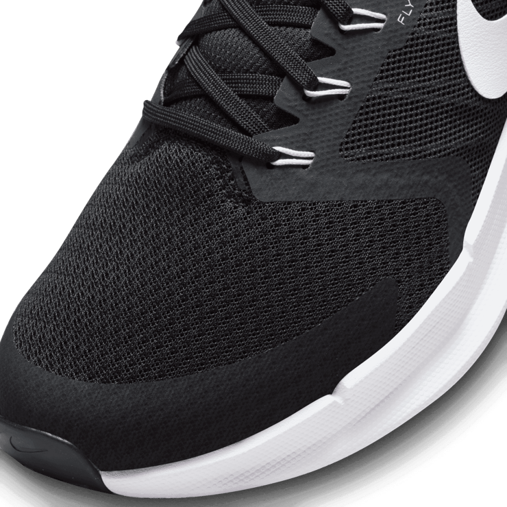 Nike Run Swift 3 'Black White' Angle 4