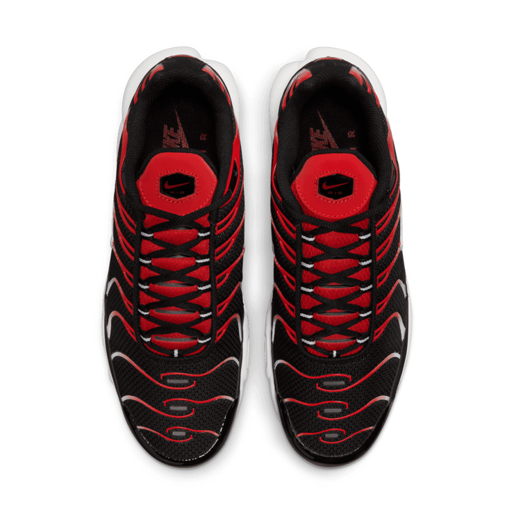 Nike Air Max Plus 'Black University Red' Angle 1