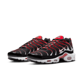 Nike Air Max Plus 'Black University Red' Angle 2