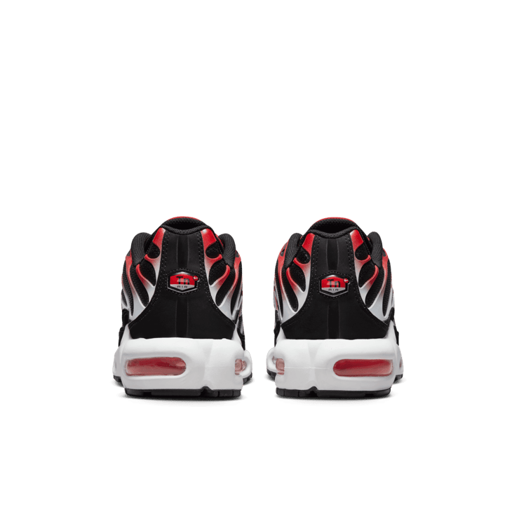 Nike Air Max Plus 'Black University Red' Angle 3