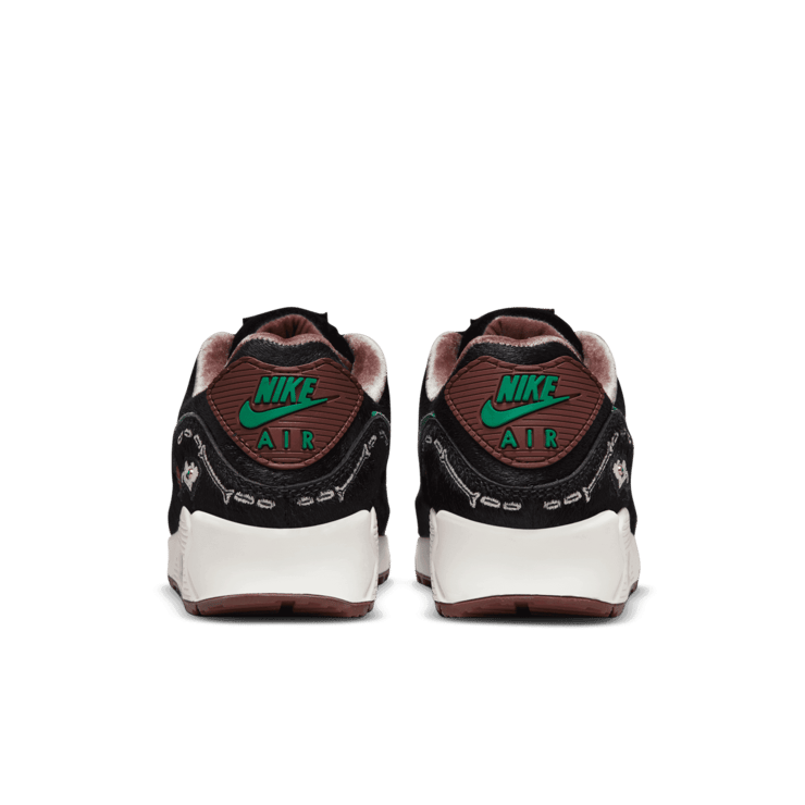 Nike Air Max 90 Siempre Familia (W) Angle 3