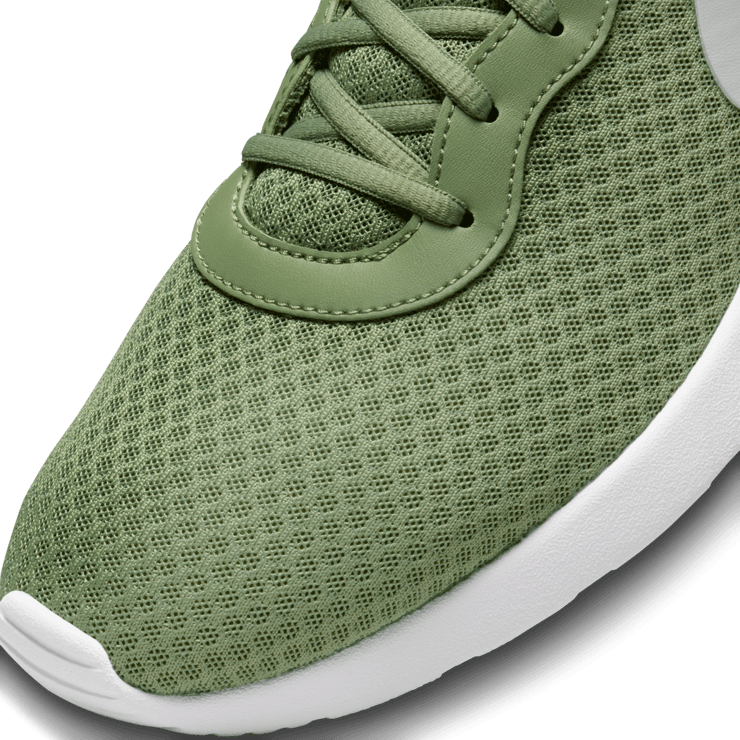 Nike Tanjun EasyOn Angle 4