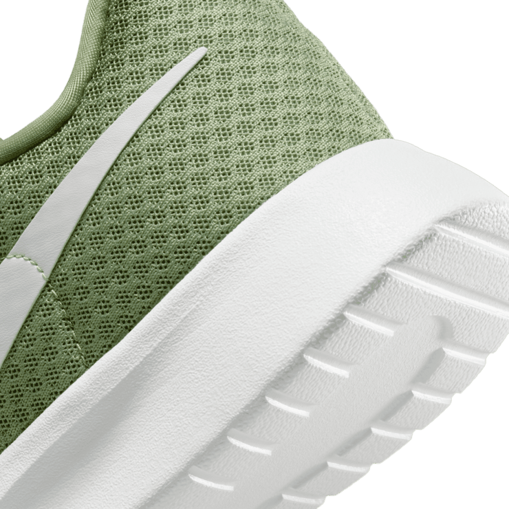 Nike Tanjun EasyOn Angle 5