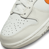 Nike Dunk High Orange Cream Angle 4