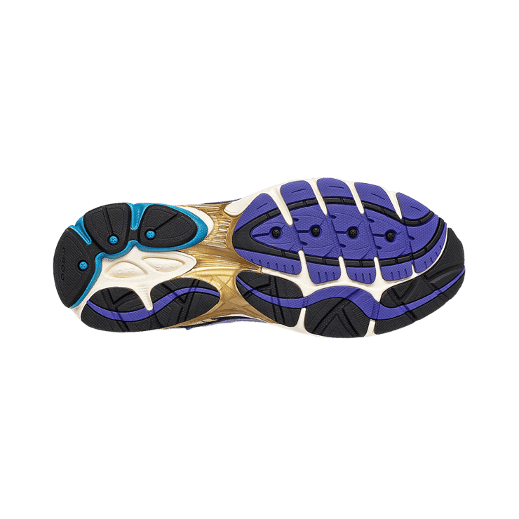 Saucony ProGrid Omni 9 Crystal Cave Angle 2