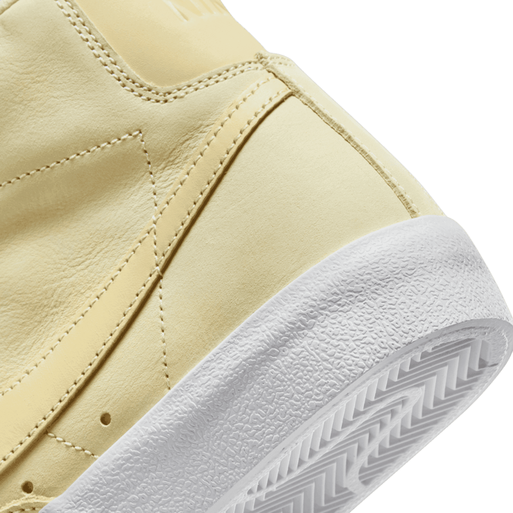 Nike Blazer Mid Premium 'Alabaster' (W) Angle 5