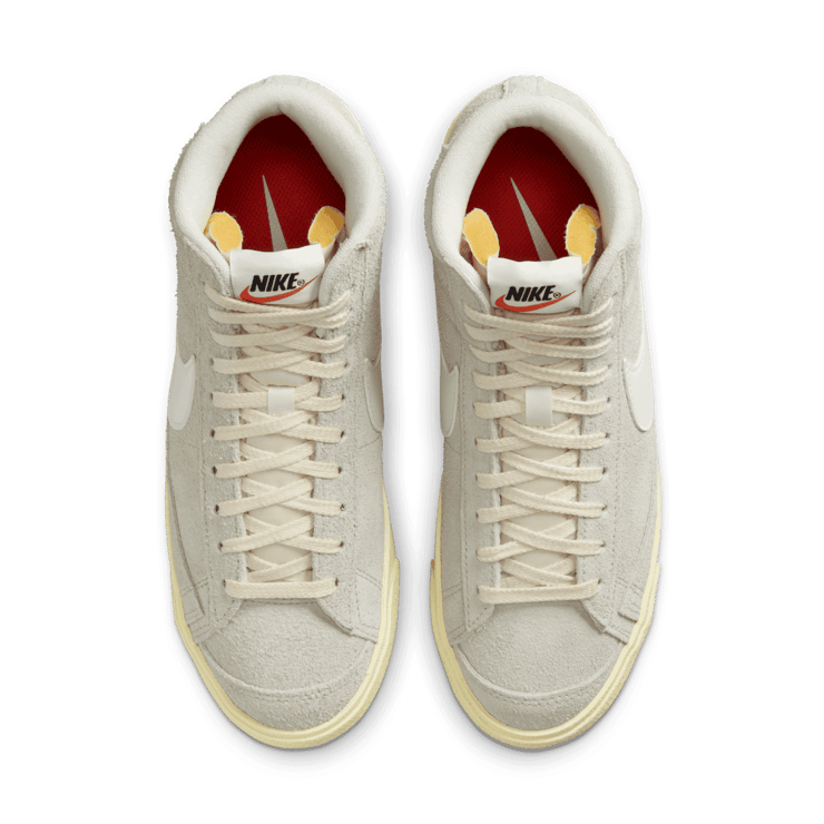 Nike Blazer Mid '77 Vintage 'Light Bone Alabaster' (W) Angle 2
