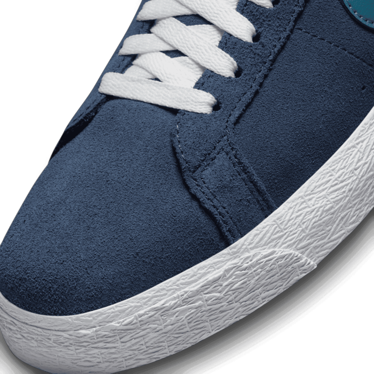 Nike SB Zoom Blazer Mid SB 'Navy Aqua' Angle 4