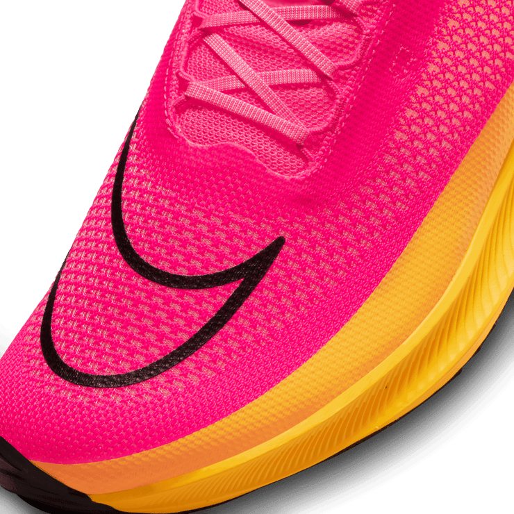 Nike ZoomX Streakfly 'Hyper Pink' Angle 4