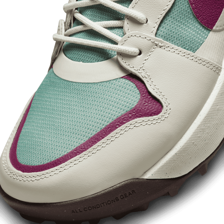 Nike ACG Lowcate 'Mica Green Rosewood' Angle 4