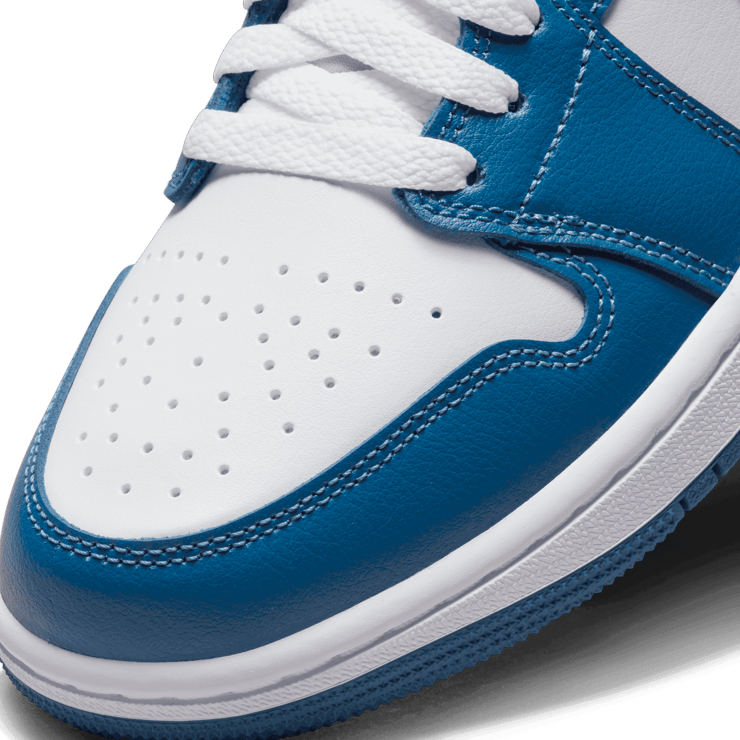 Jordan 1 Low Marina Blue (W) Angle 4