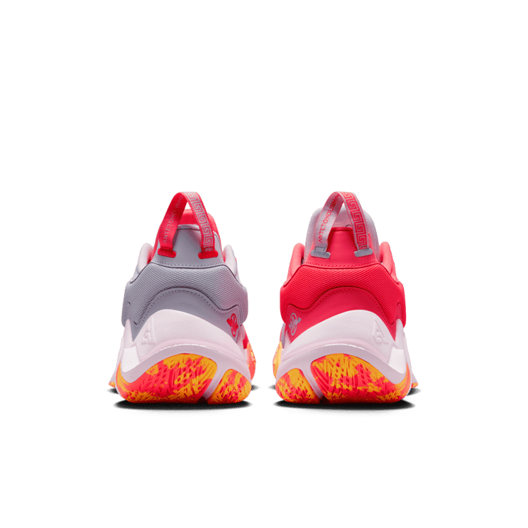 Nike Giannis Immortality 2 'Oxygen Purple Hot Punch' Angle 3