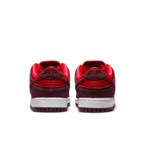 Nike SB Dunk Low Cherry Angle 3