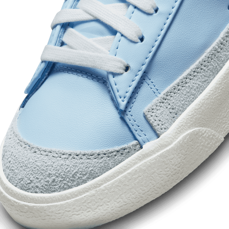 Nike Blazer Low '77 Vintage 'Celestine Blue' Angle 4