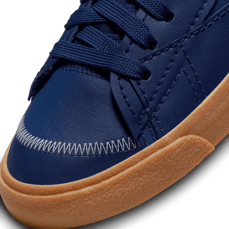 Nike Blazer Low '77 Jumbo 'Midnight Navy Gum' Angle 4