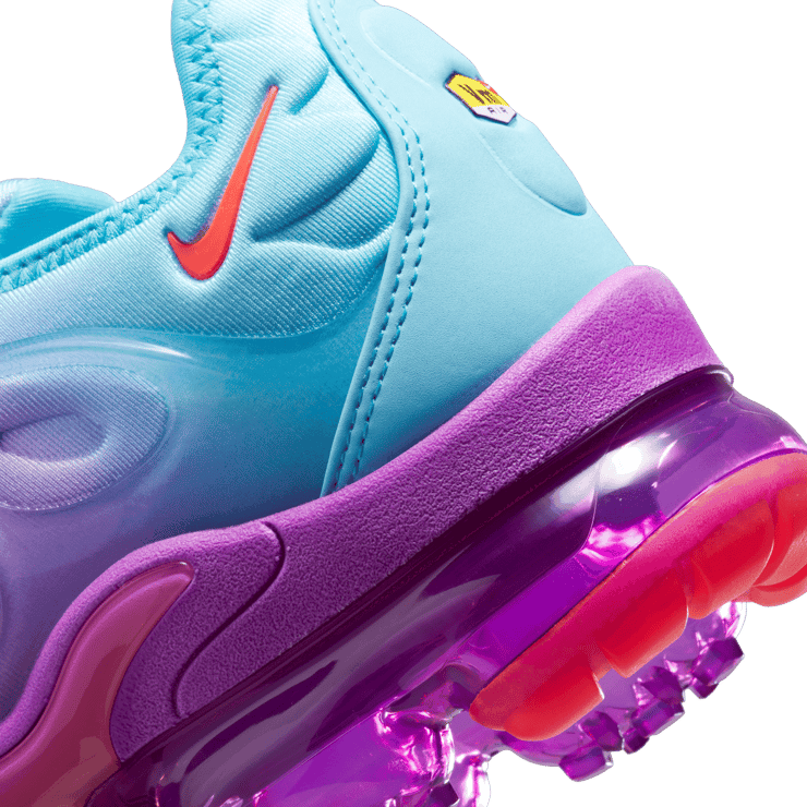 Nike Air VaporMax Plus 'Multi-Color Gradient' (W) Angle 5