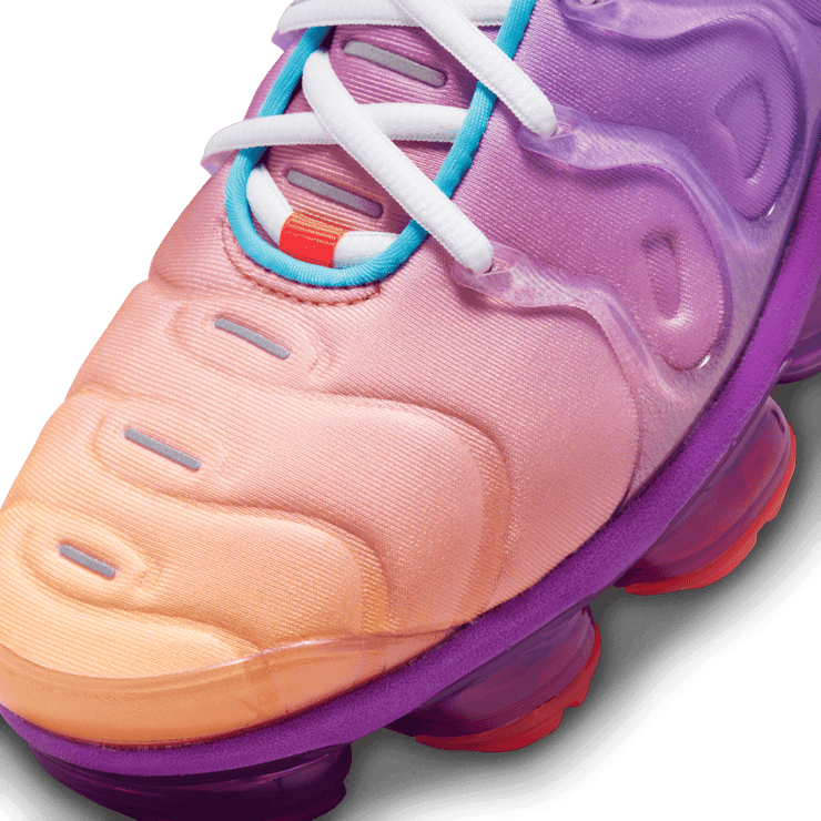 Nike Air VaporMax Plus 'Multi-Color Gradient' (W) Angle 4