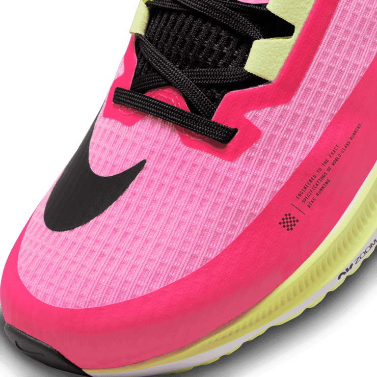 Nike Air Zoom Rival Fly 3 'Pink Spell' Angle 4