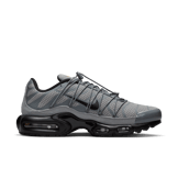 Nike Air Max Plus Utility 'Wolf Grey Black' Angle 1