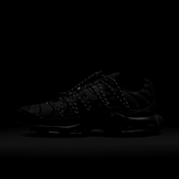 Nike Air Max Plus Utility 'Wolf Grey Black' Angle 10