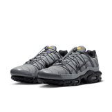 Nike Air Max Plus Utility 'Wolf Grey Black' Angle 3
