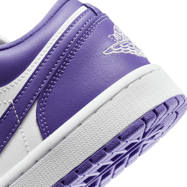 Jordan 1 Low Psychic Purple (W) Angle 5