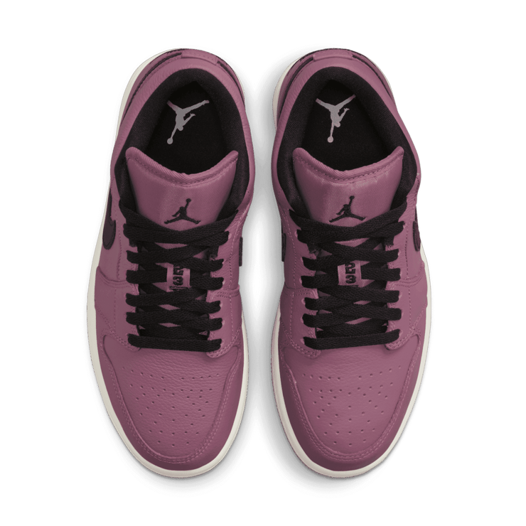 Jordan 1 Low Mulberry (W) Angle 1