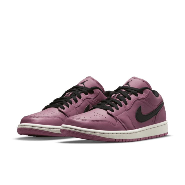 Jordan 1 Low Mulberry (W) Angle 2