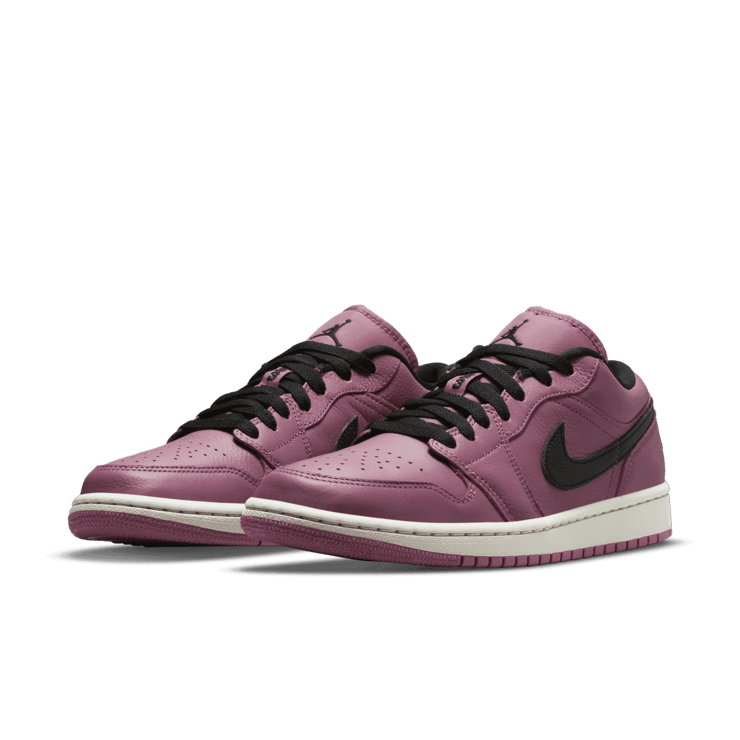 Jordan 1 Low Mulberry (W) Angle 2