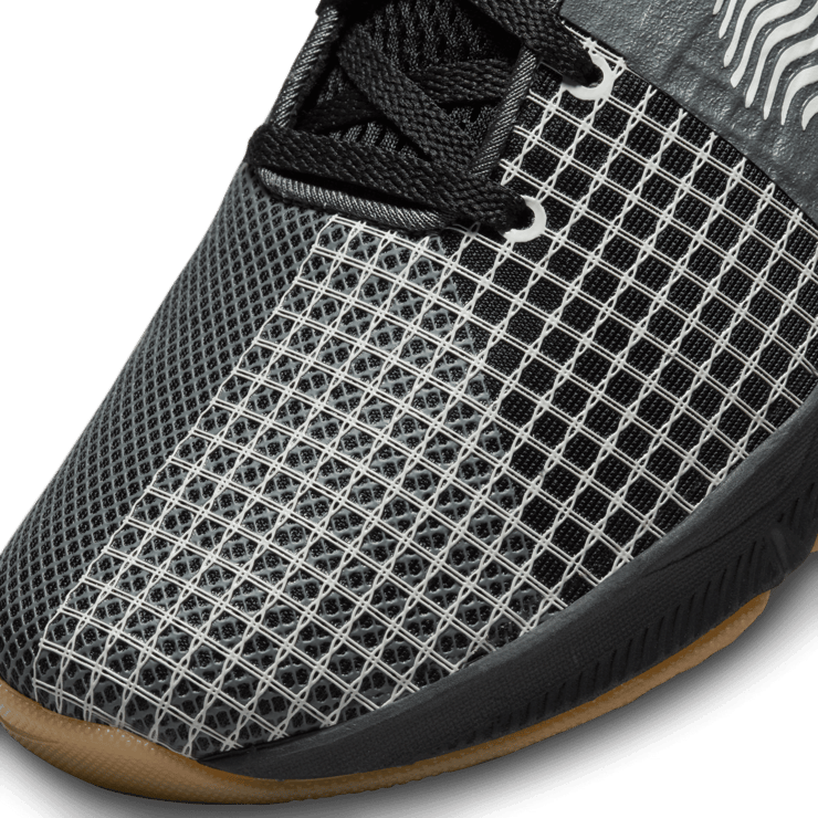Nike Metcon 8 'Iron Grey Gum' Angle 4