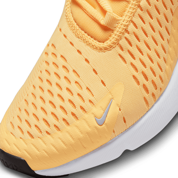 Nike Air Max 270 'Topaz Gold' (W) Angle 4
