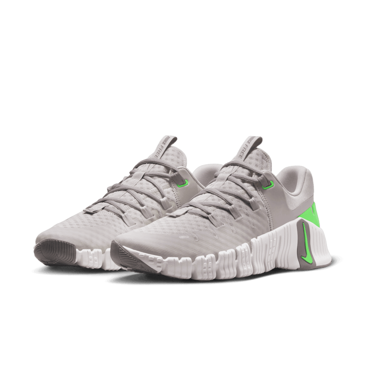 Nike Free Metcon 5 'Iron Ore Green Strike' Angle 2