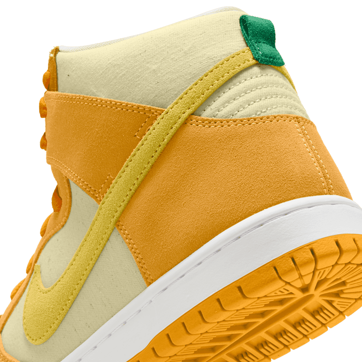 Nike SB Dunk High Pineapple Angle 5