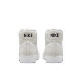 Nike Blazer Mid '77 Pro Club 'Remastered - Light Bone' Angle 3